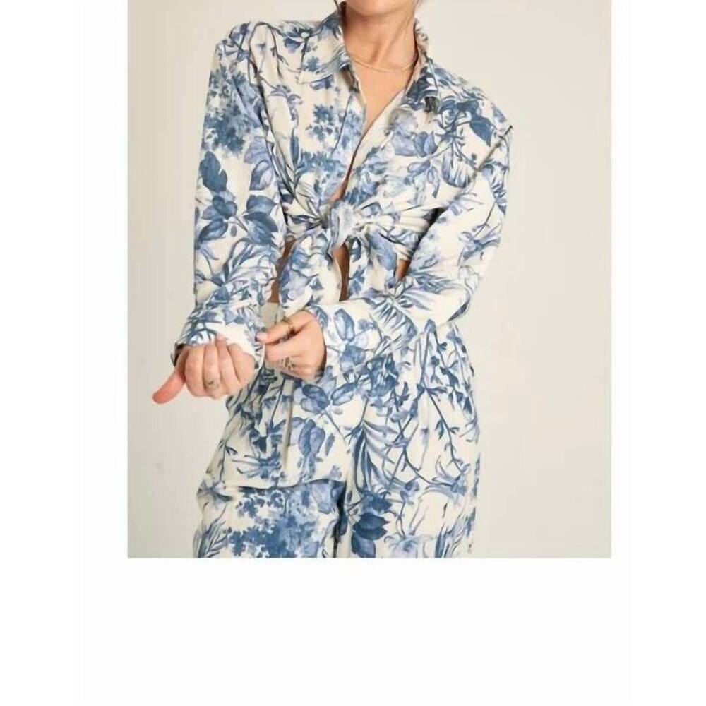 NEW EN CREME alicia long sleeve top in blue floral